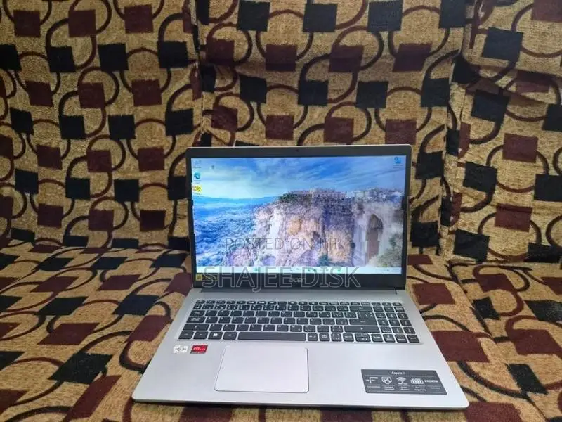 Acer Aspire 3