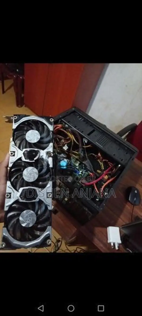 GTX 770 2GB , 3 fans