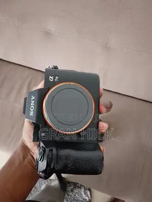 Sony A7 III Full Frame Mirrorless Camera + FE 28-70mm OSS Lens
