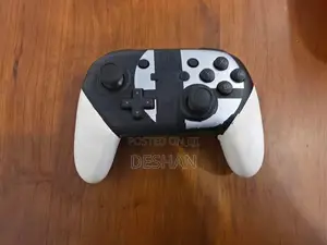 Nintendo Switch Pro Controller - Super Smash Bros Edition