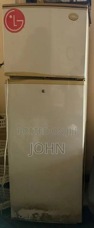 GOLDSTAR FRIDGE