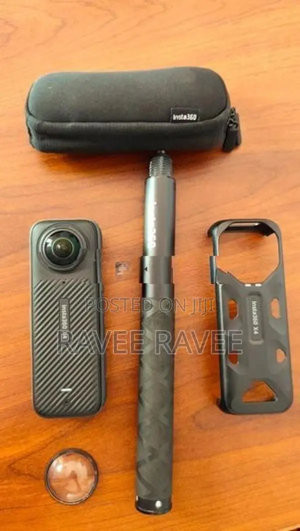 INSTA 360 X4