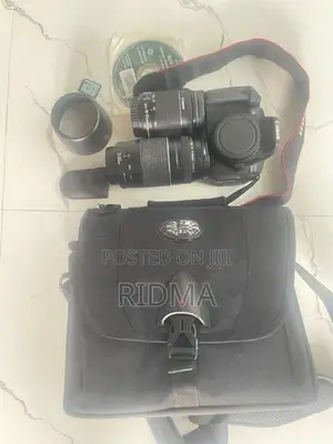 Canon EOS 700D