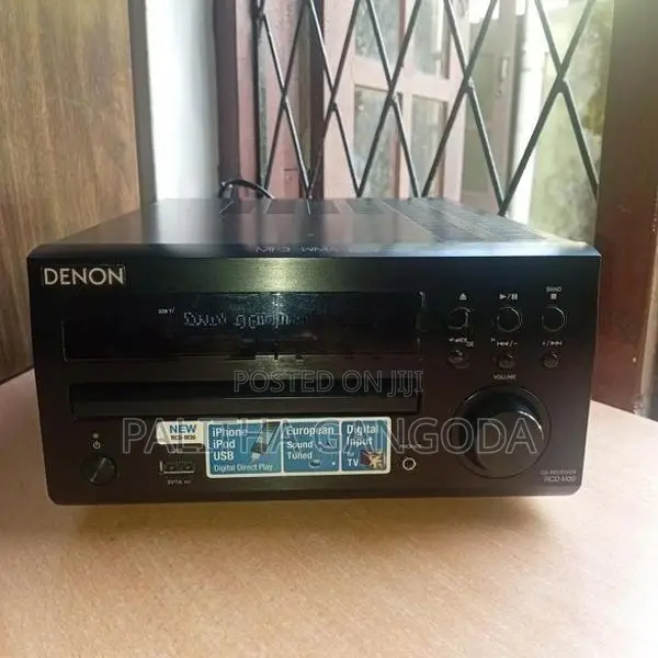 Amplifier with Akai Speakers