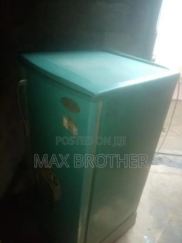 Sisil Refrigerator