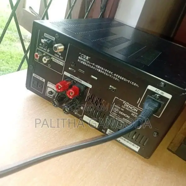 Amplifier with Akai Speakers