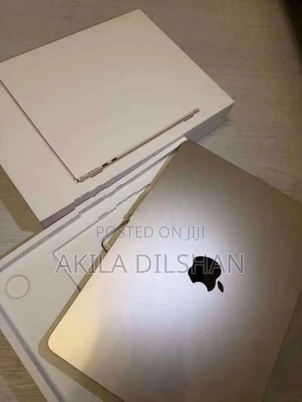 Apple MacBook Air M3 13.6 inch 8GB 256GB