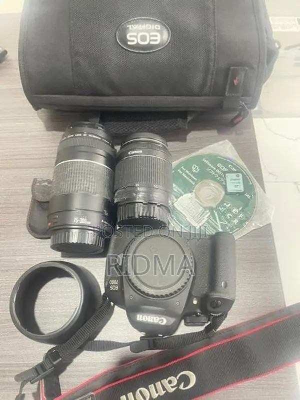 Canon EOS 700D