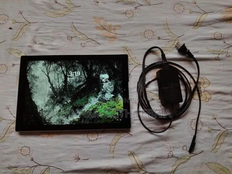Microsoft Surface Pro 3 Tablet (Used)