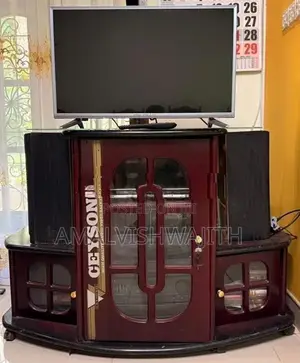 Prizm TV 32 Inches with Table