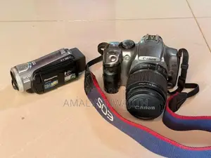 Nikon D90 Camera with 18-105