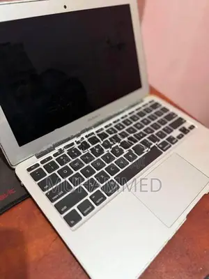 Apple Macbook Air 5