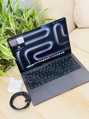 Apple MacBook Pro M5 14"Inch 16GB/512GB 2026