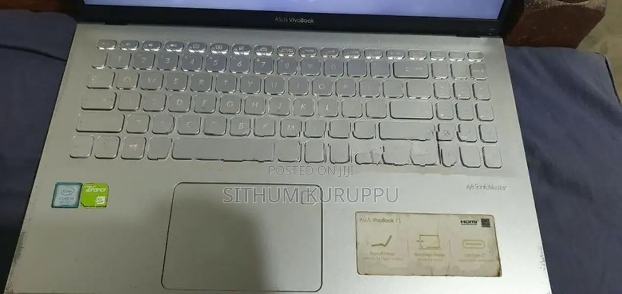 Asus Vivobook X512F - i5 8th Gen