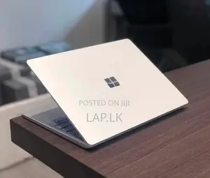 Microsoft Surface Go Core i5 Touch Display Laptop 16GB / 256GB