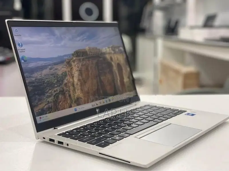HP Elitebook 840 G8 Core i5 11th Gen Laptop 8GB RAM / 256 GB SSD