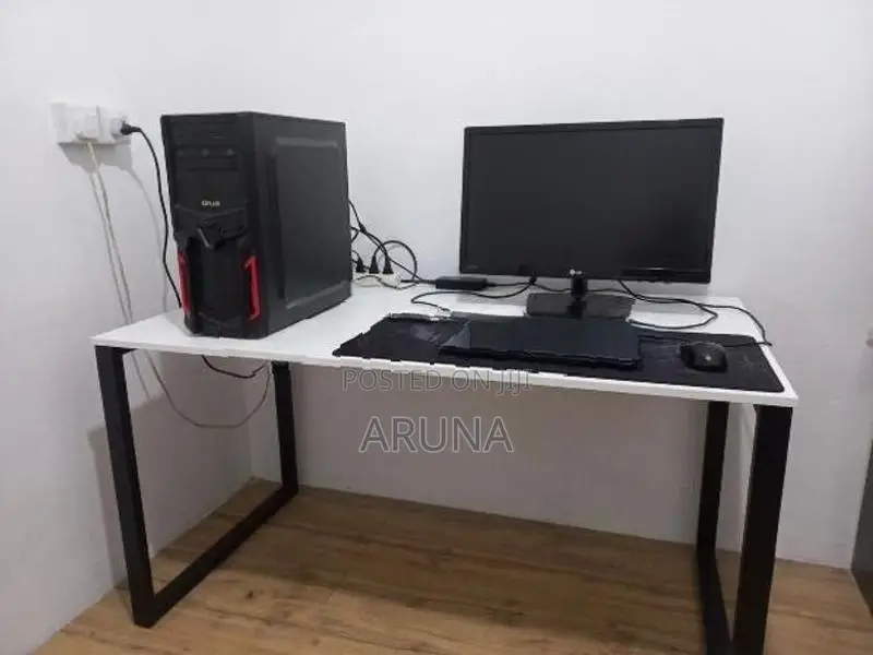 Intel Core i3-2100, 8GB, GTX 560 2GB