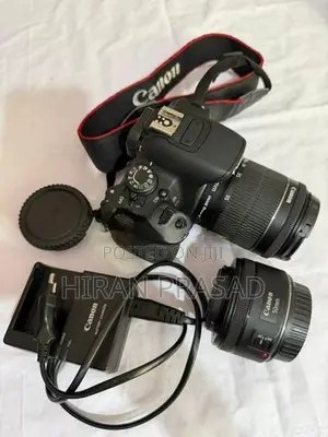 EOS 700 D