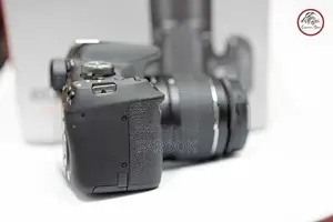 Canon 1500D with 18-55MM Lens