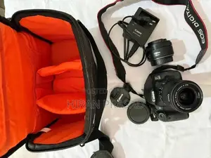 EOS 700 D