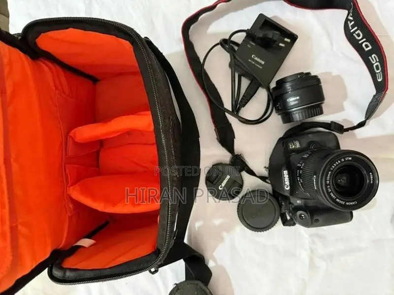 EOS 700 D