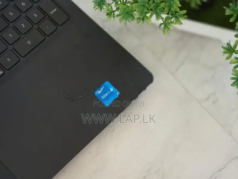 Dell Vostro 3520 Core i5 1235U 12th Gen 15.6-inch FullHD 16GB RAM