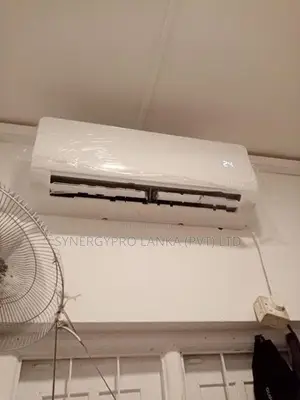 Media 9000 BTU Non Inverter