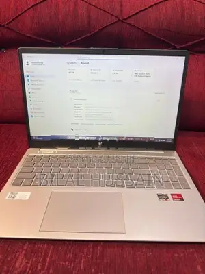 HP 15, AMD Ryzen 3 7320U, 8GB RAM, 512GB SSD