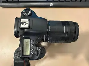 Canon EOS 7D with 18-135 Kit Lens
