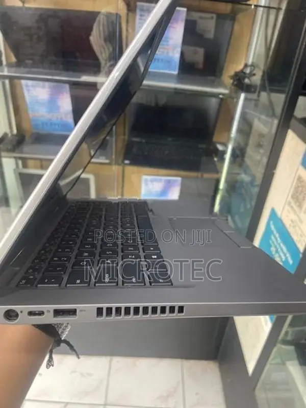 Dell Core i5 10th Gen