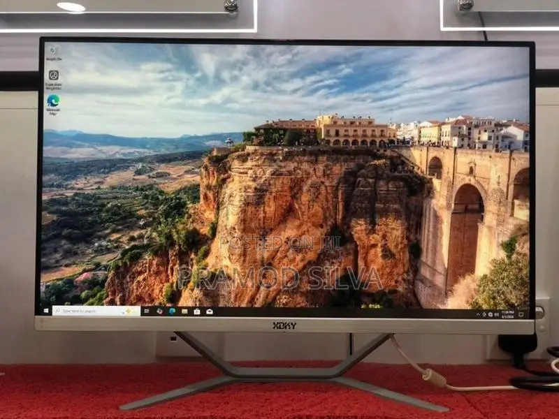 XDKY All-in-One PC - Intel i5 7th Gen