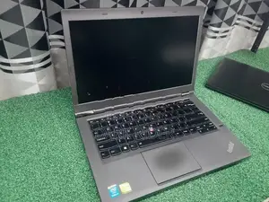 Lenovo Thinkpad i7
