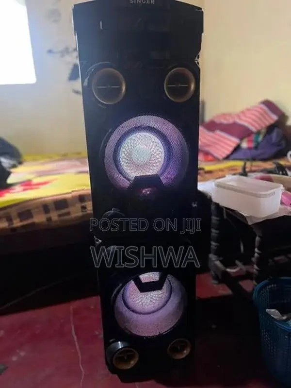 Singer suvx6002