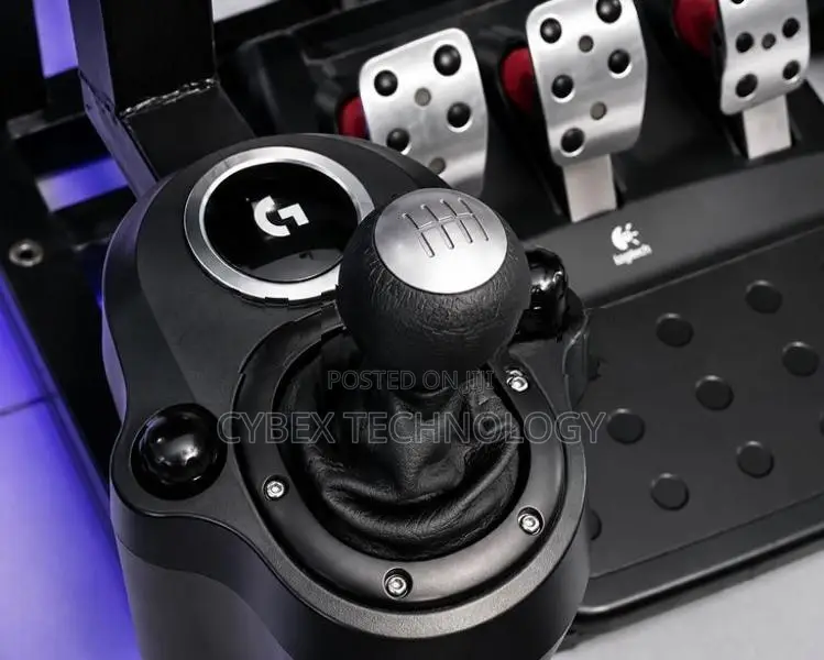 Logitech G29 Racing Wheel + Driving Force Shifter | PS5 PS4 PC