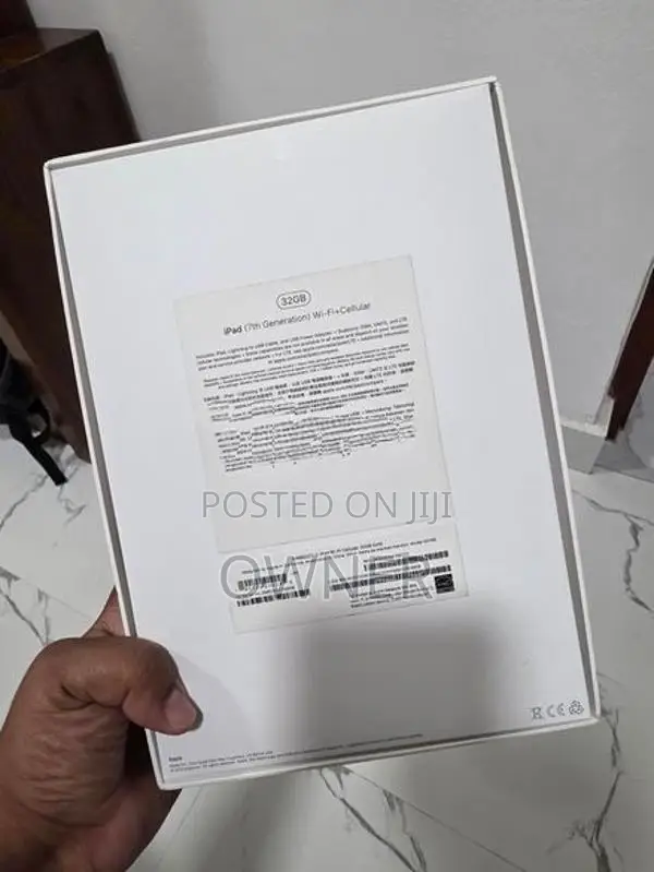 Apple iPad 7th Generation Wifi + Cellular