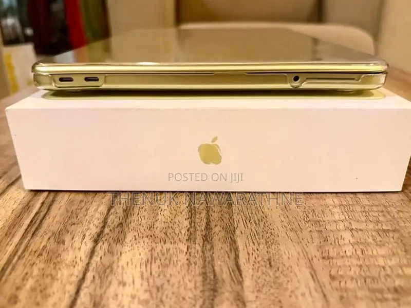 Apple Mac Book Neo