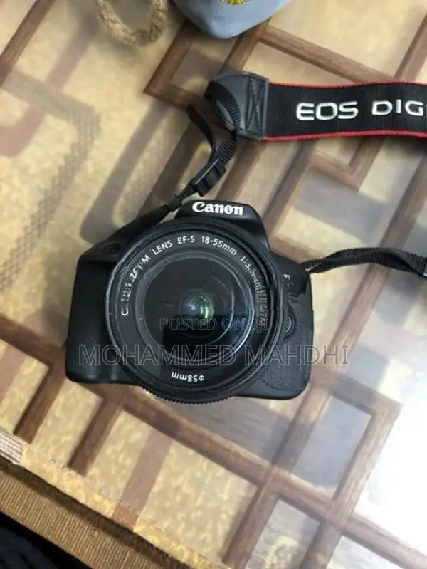 Canon 700D