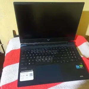 Hp victus 13420H