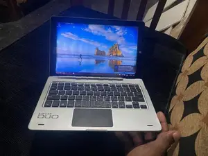 Singer Duo Mini Laptop