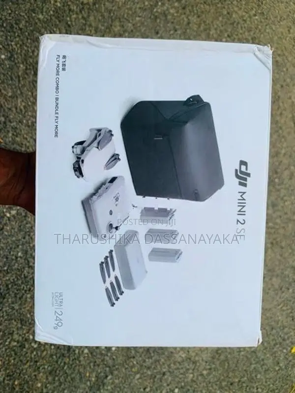 DJI Mini 2 SE Fly More Combo