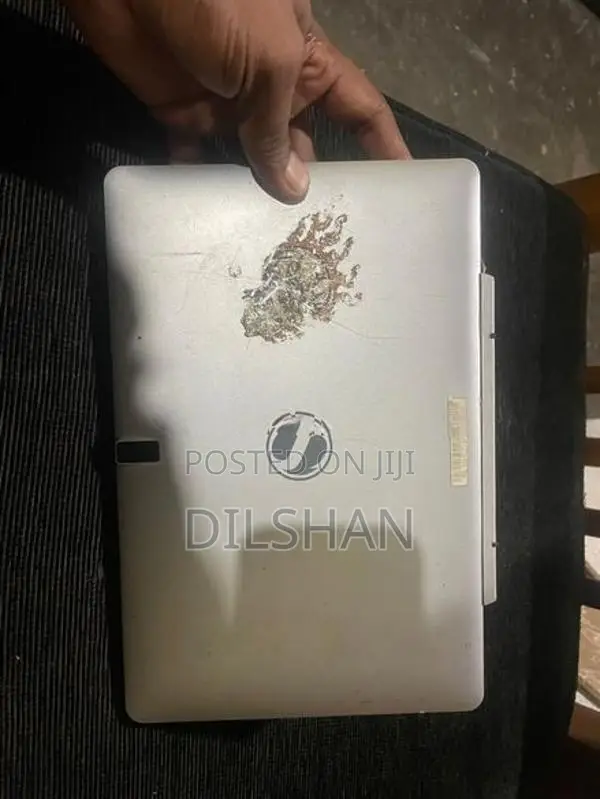 Singer Duo Mini Laptop