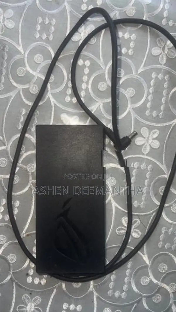 ASUS ROG 240W Adapter