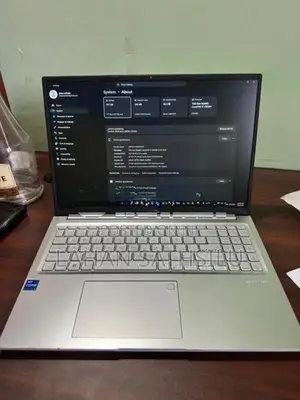 Asus vivobook X1605V