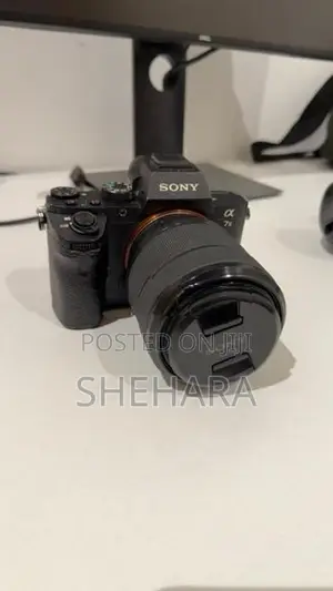 Sony A7 II Full Frame Mirrorless Camera with 28-70mm Kit Lens