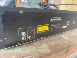 TEAC CD player