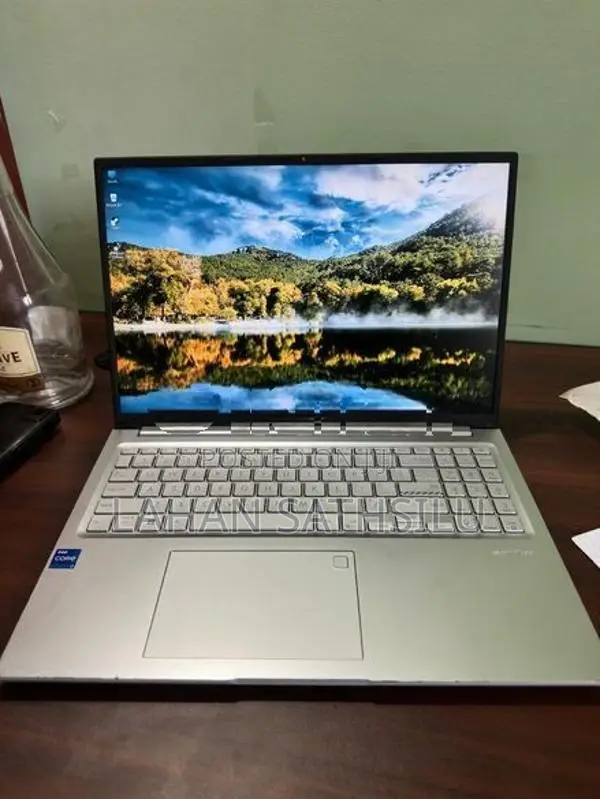Asus vivobook X1605V
