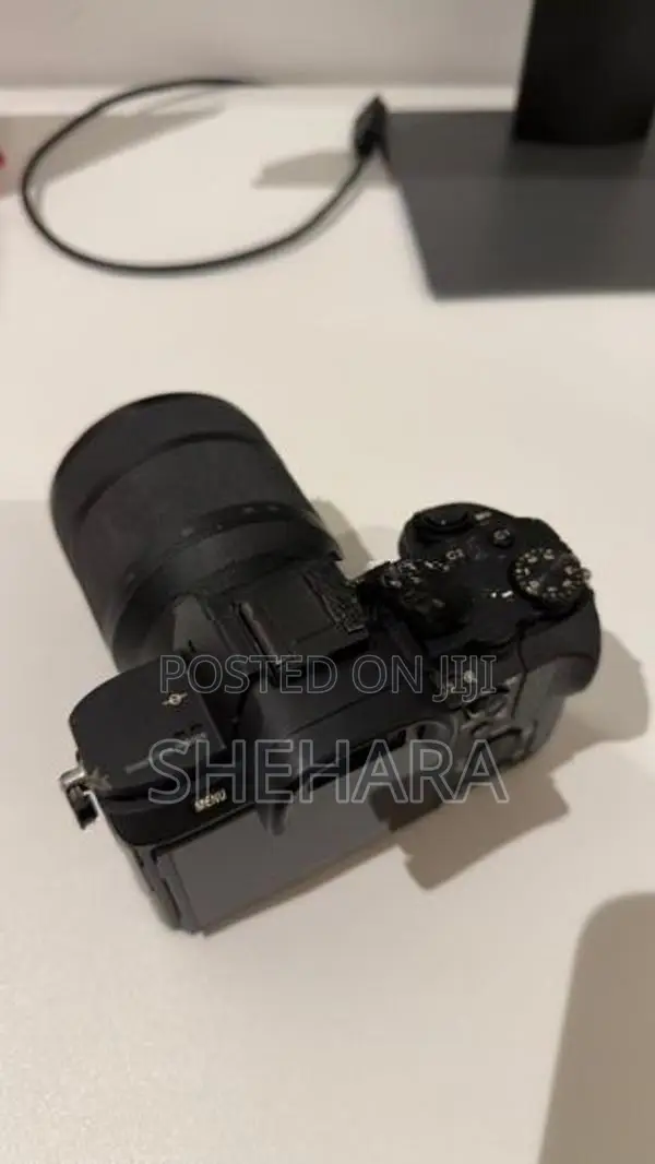 Sony A7 II Full Frame Mirrorless Camera with 28-70mm Kit Lens