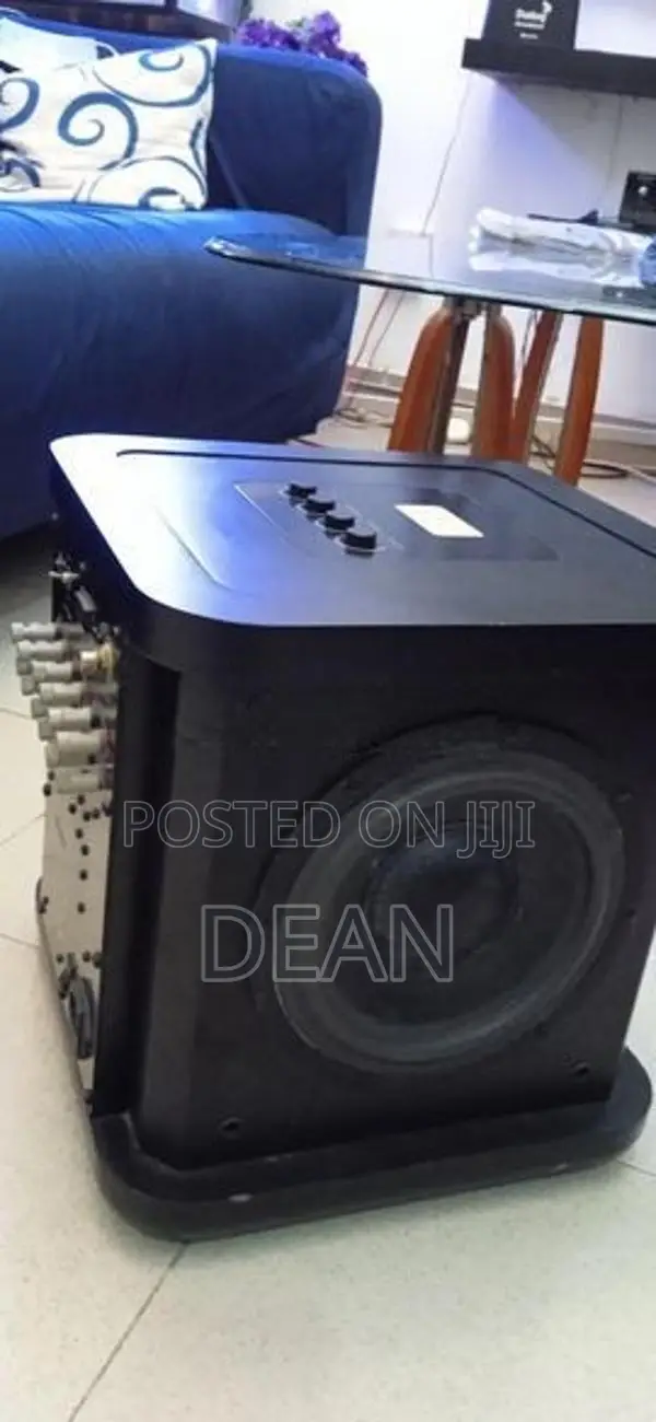 AMPLIFIER