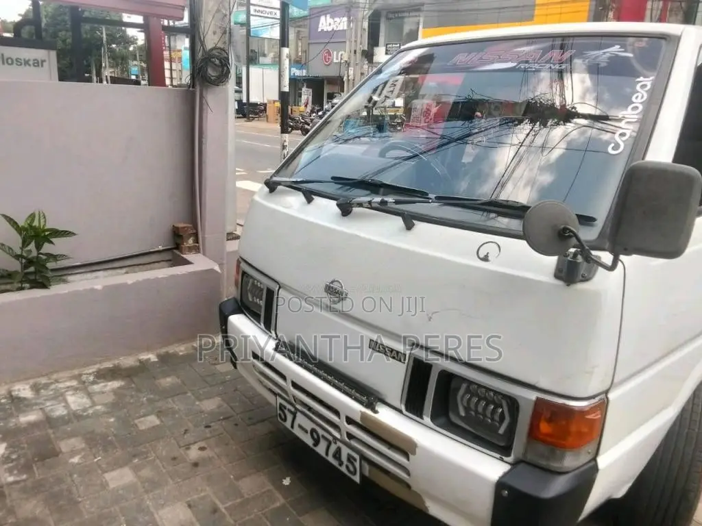 Nissan Vanette 1991 Van (Used)