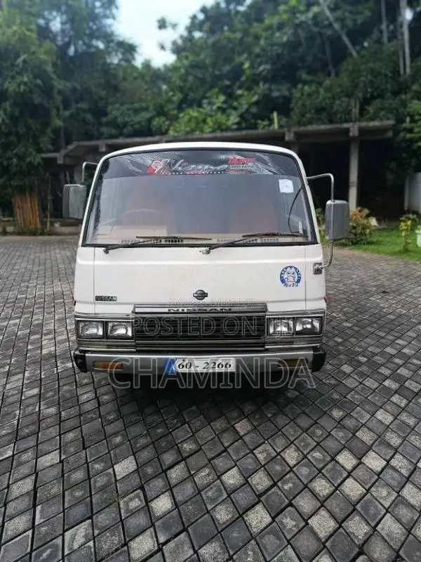 Nissan Caravan Vrg E23 1981 Van (Used)